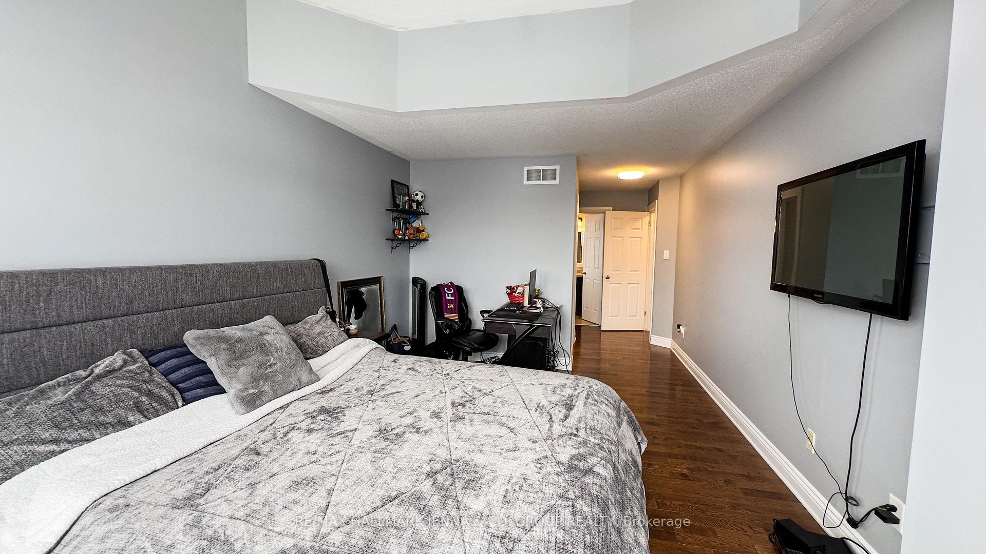 Photo 18 of 226 Marjan Crescent, Ottawa, Barrhaven - Strandherd — HOMEH