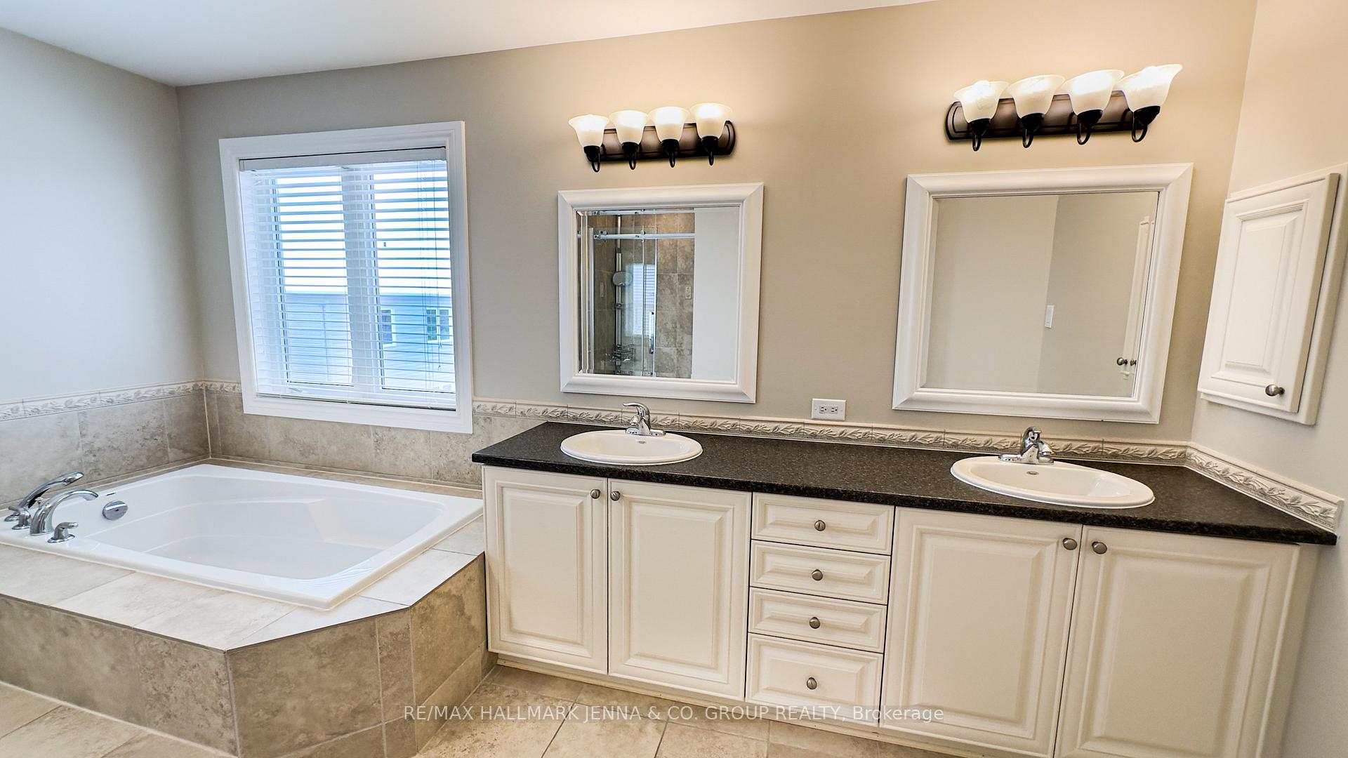 Photo 21 of 226 Marjan Crescent, Ottawa, Barrhaven - Strandherd — HOMEH