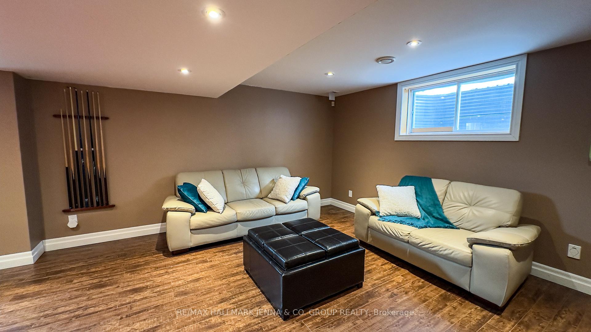 Photo 32 of 226 Marjan Crescent, Ottawa, Barrhaven - Strandherd — HOMEH