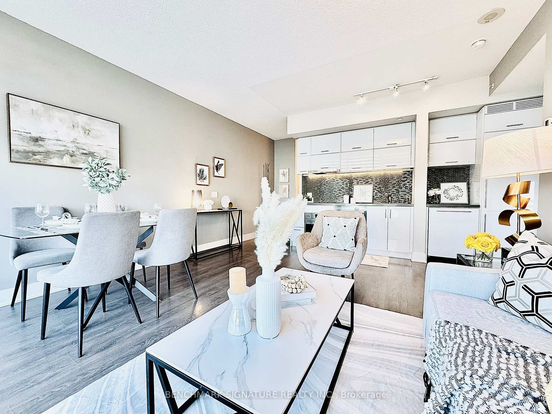 Front of Unit 1001J, 8081 Birchmount Road