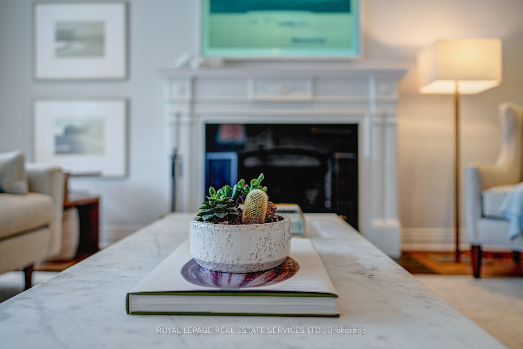 Photo 3 of 87 Sutherland Drive, Toronto, Leaside — HOMEH