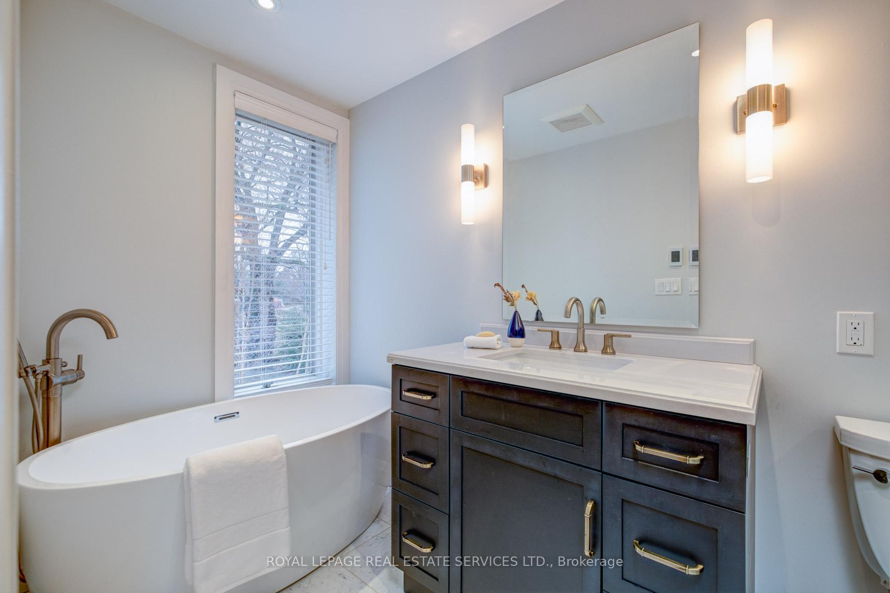 Photo 41 of 87 Sutherland Drive, Toronto, Leaside — HOMEH