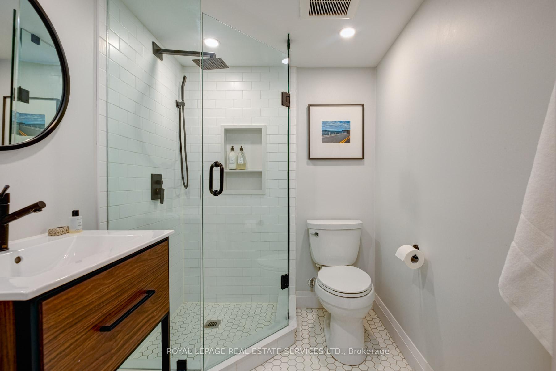 Photo 27 of 87 Sutherland Drive, Toronto, Leaside — HOMEH