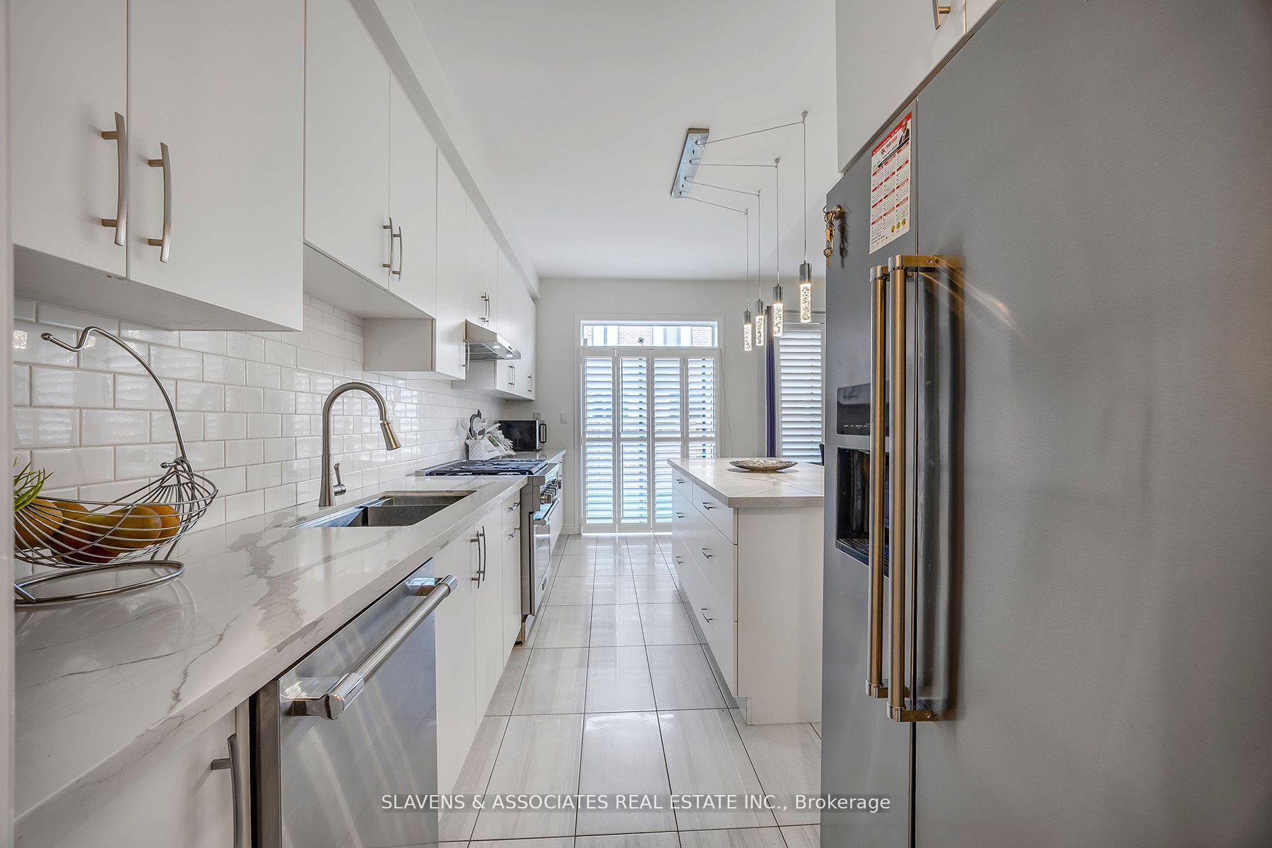 Photo 12 of 35 Mulgrave Street, Whitby, Rural Whitby — HOMEH