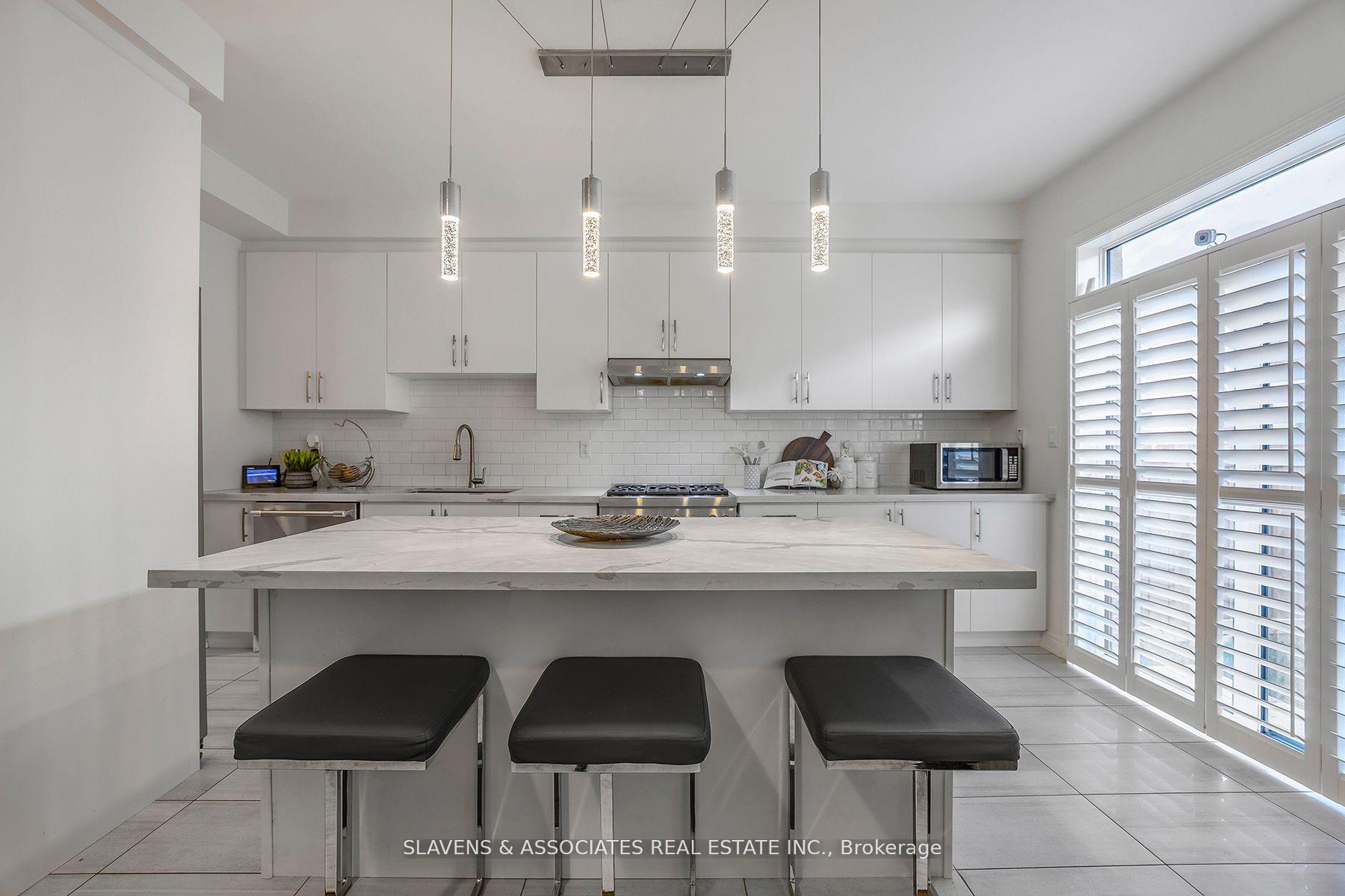 Photo 17 of 35 Mulgrave Street, Whitby, Rural Whitby — HOMEH