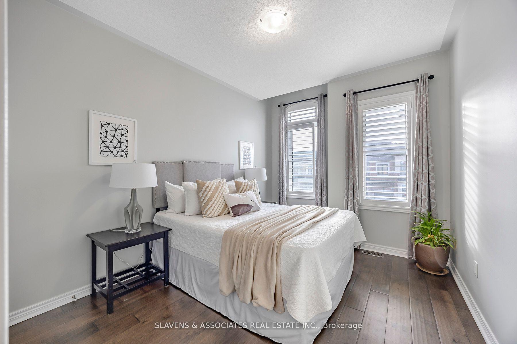 Photo 4 of 35 Mulgrave Street, Whitby, Rural Whitby — HOMEH
