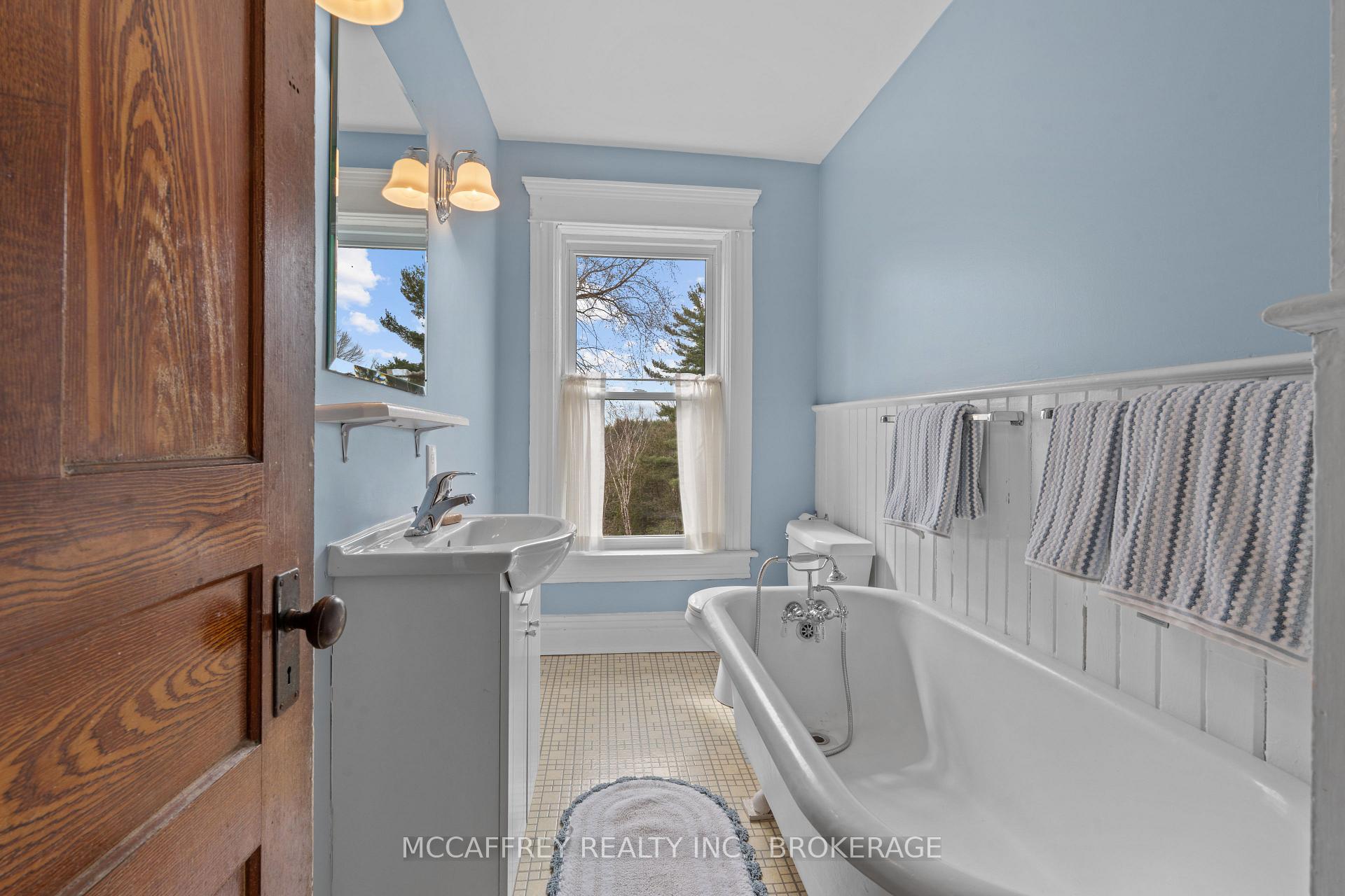 Photo 35 of 5507 Opinicon Road, Frontenac, Frontenac South — HOMEH