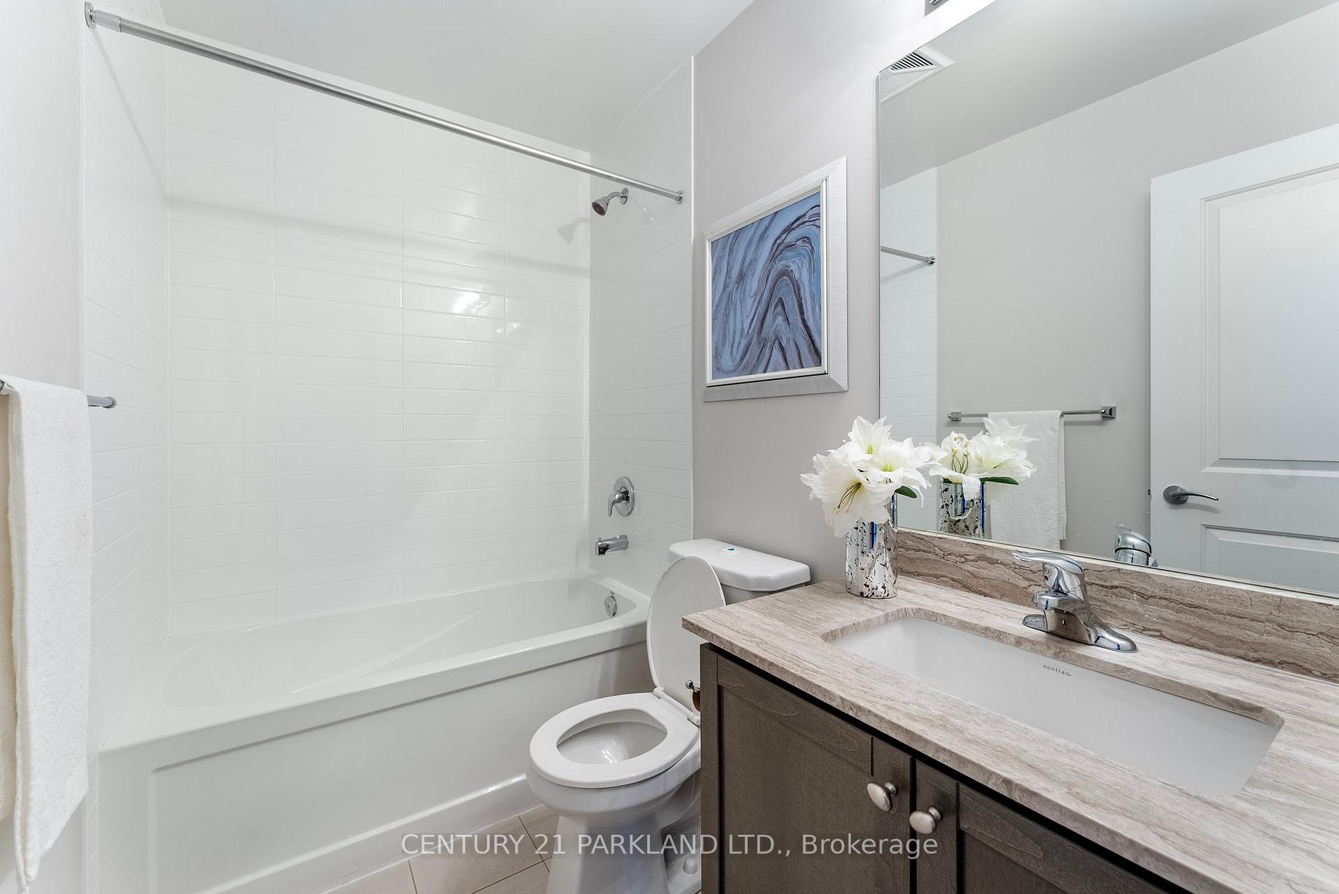 Photo 8 of Unit 326, 111 Civic Square Gate, Aurora, Bayview Wellington — HOMEH