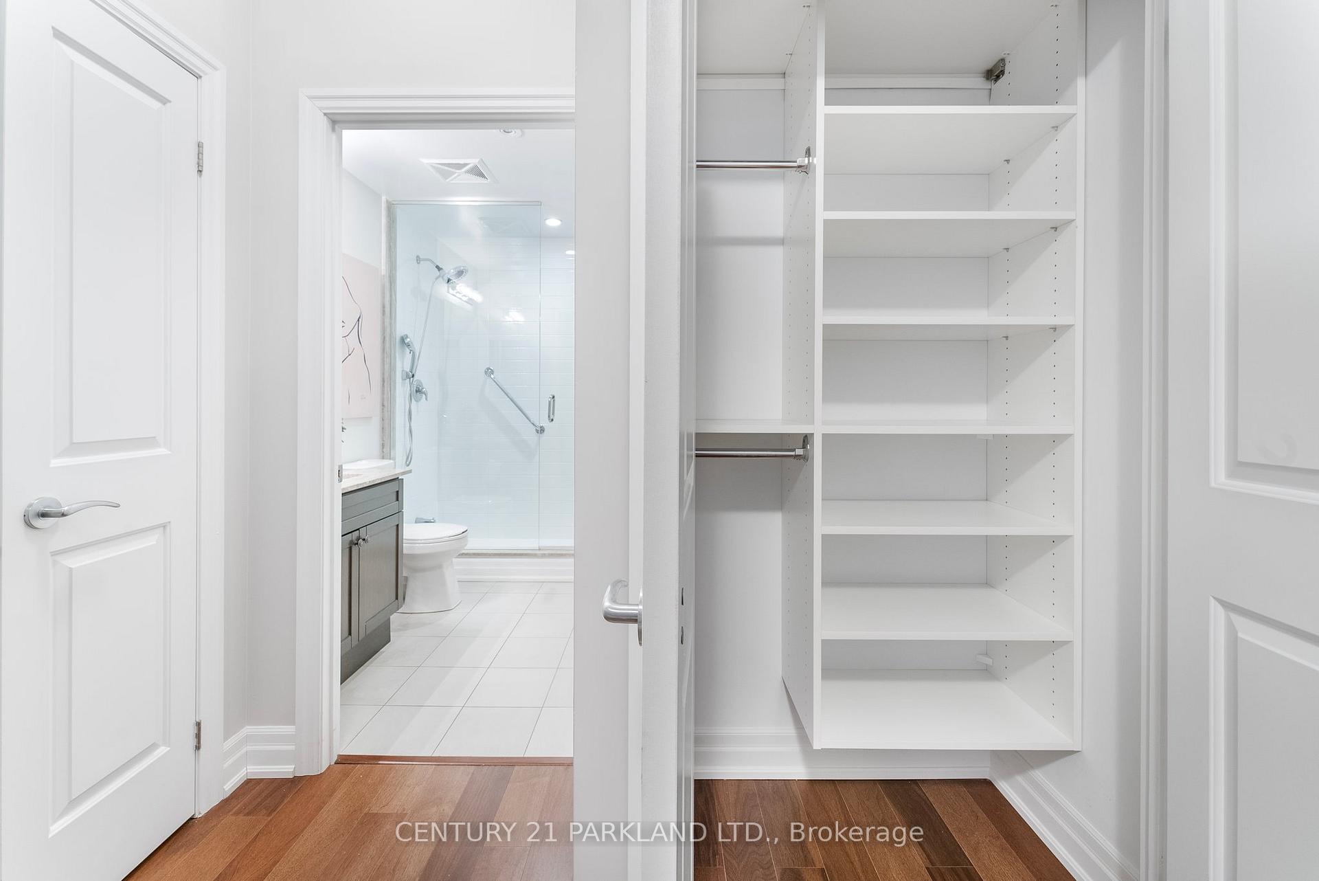 Photo 12 of Unit 326, 111 Civic Square Gate, Aurora, Bayview Wellington — HOMEH