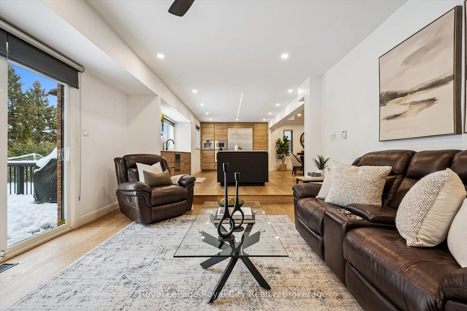 Photo 16 of 4 Gryphon Place, Guelph, Kortright West — HOMEH