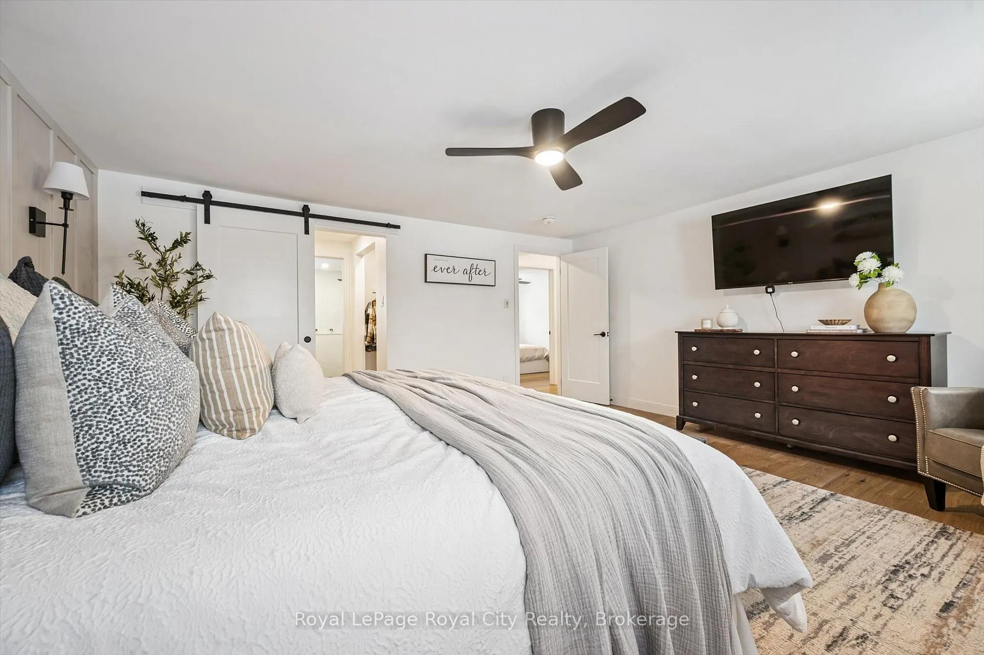 Photo 20 of 4 Gryphon Place, Guelph, Kortright West — HOMEH