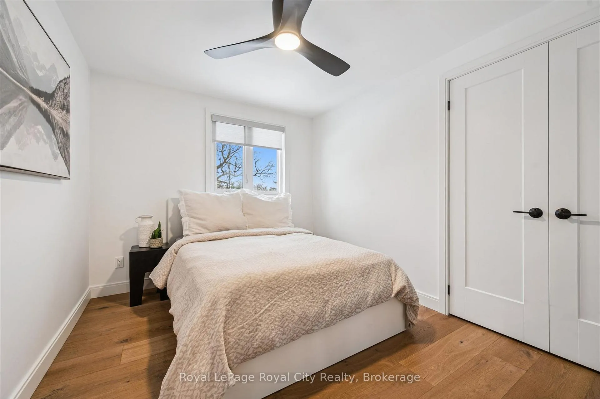 Photo 25 of 4 Gryphon Place, Guelph, Kortright West — HOMEH