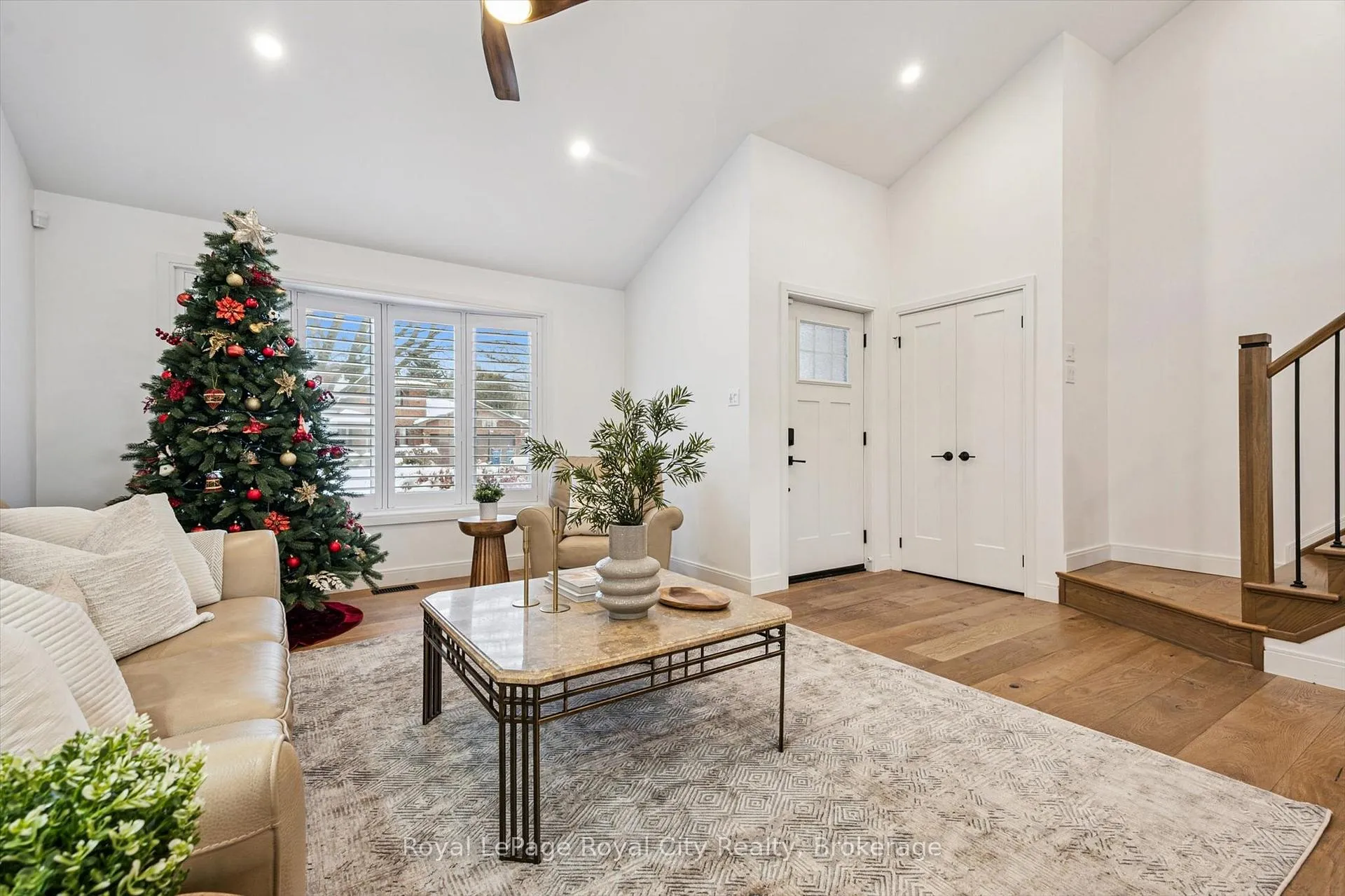 Photo 41 of 4 Gryphon Place, Guelph, Kortright West — HOMEH