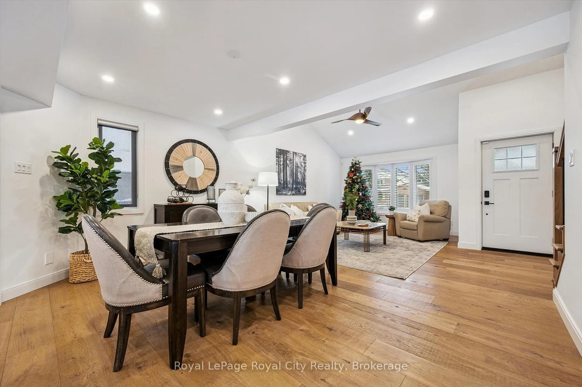 Photo 42 of 4 Gryphon Place, Guelph, Kortright West — HOMEH