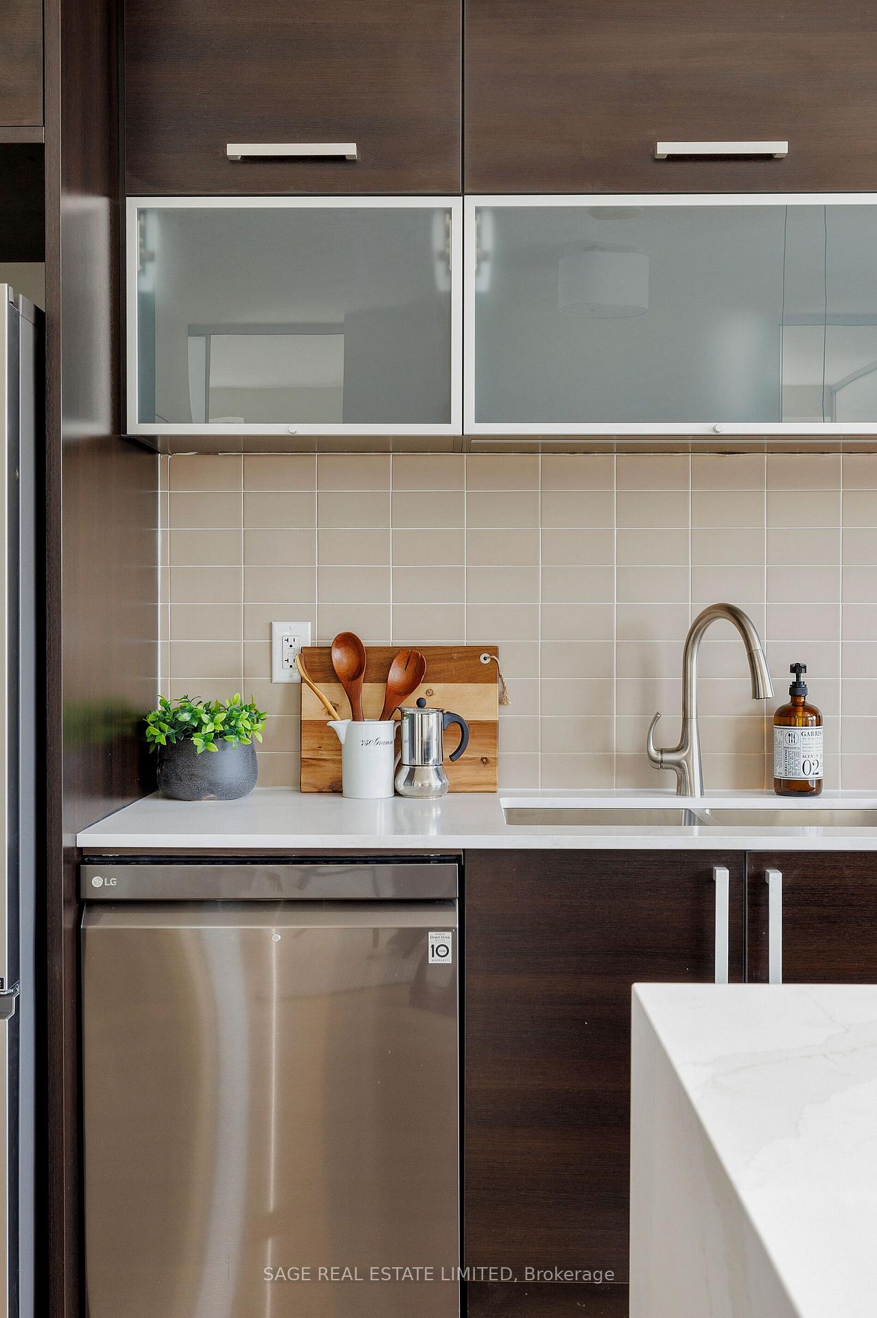 Photo 24 of Unit 1102, 205 Frederick Street, Toronto, Moss Park — HOMEH