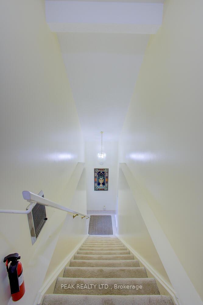 Photo 7 of Unit 9, 337 Kingswood Drive, Kitchener — HOMEH