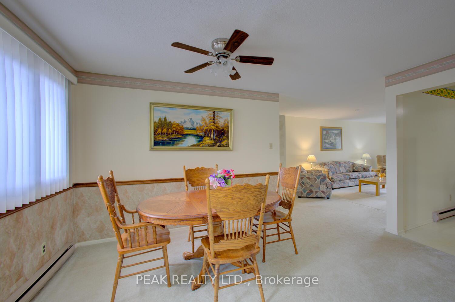 Photo 4 of Unit 9, 337 Kingswood Drive, Kitchener — HOMEH