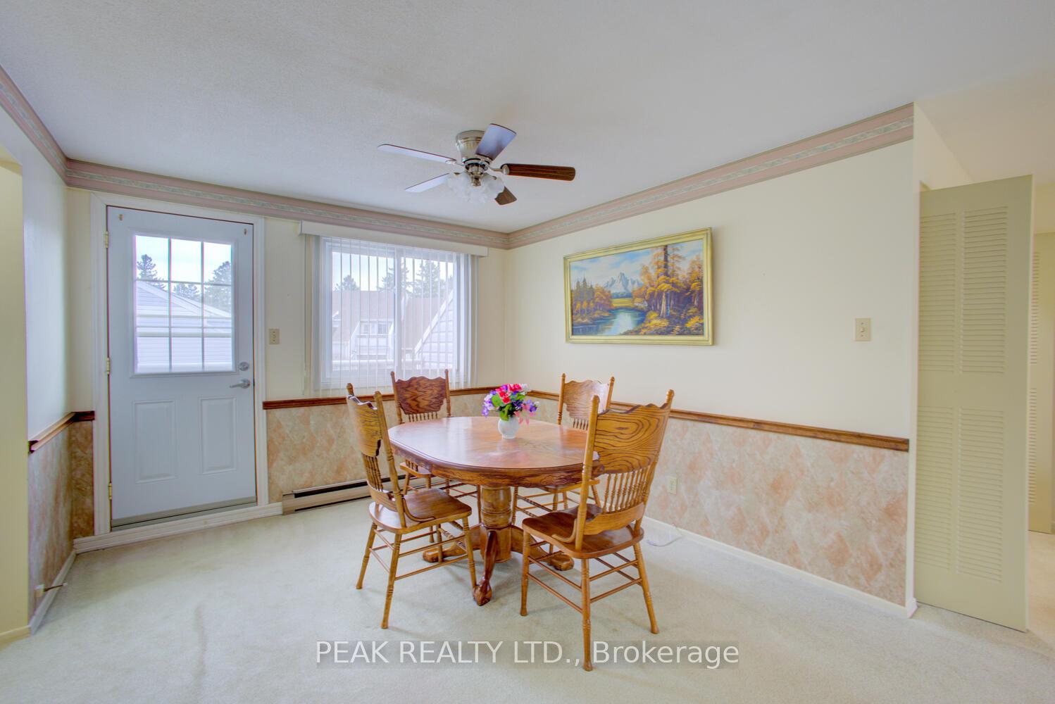 Photo 2 of Unit 9, 337 Kingswood Drive, Kitchener — HOMEH
