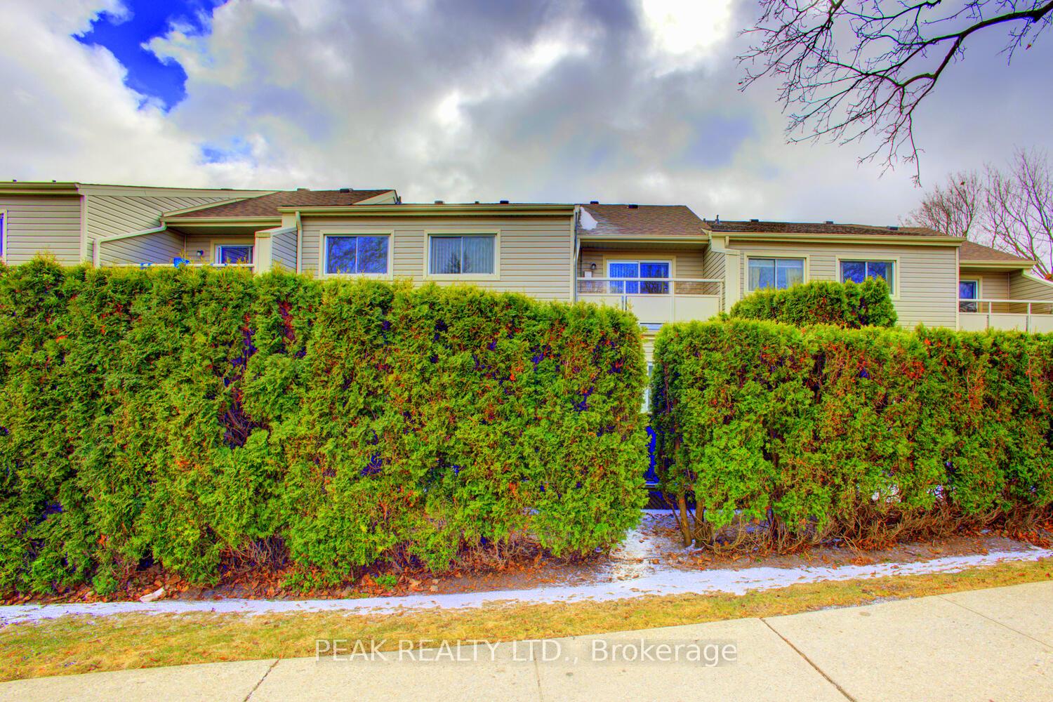 Photo 26 of Unit 9, 337 Kingswood Drive, Kitchener — HOMEH