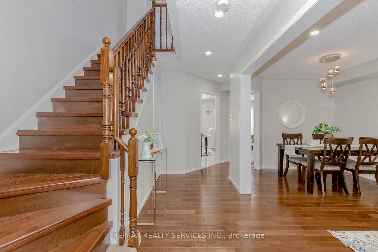 Photo 2 of 130 Albright Road, Brampton, Fletcher's Creek Village — HOMEH