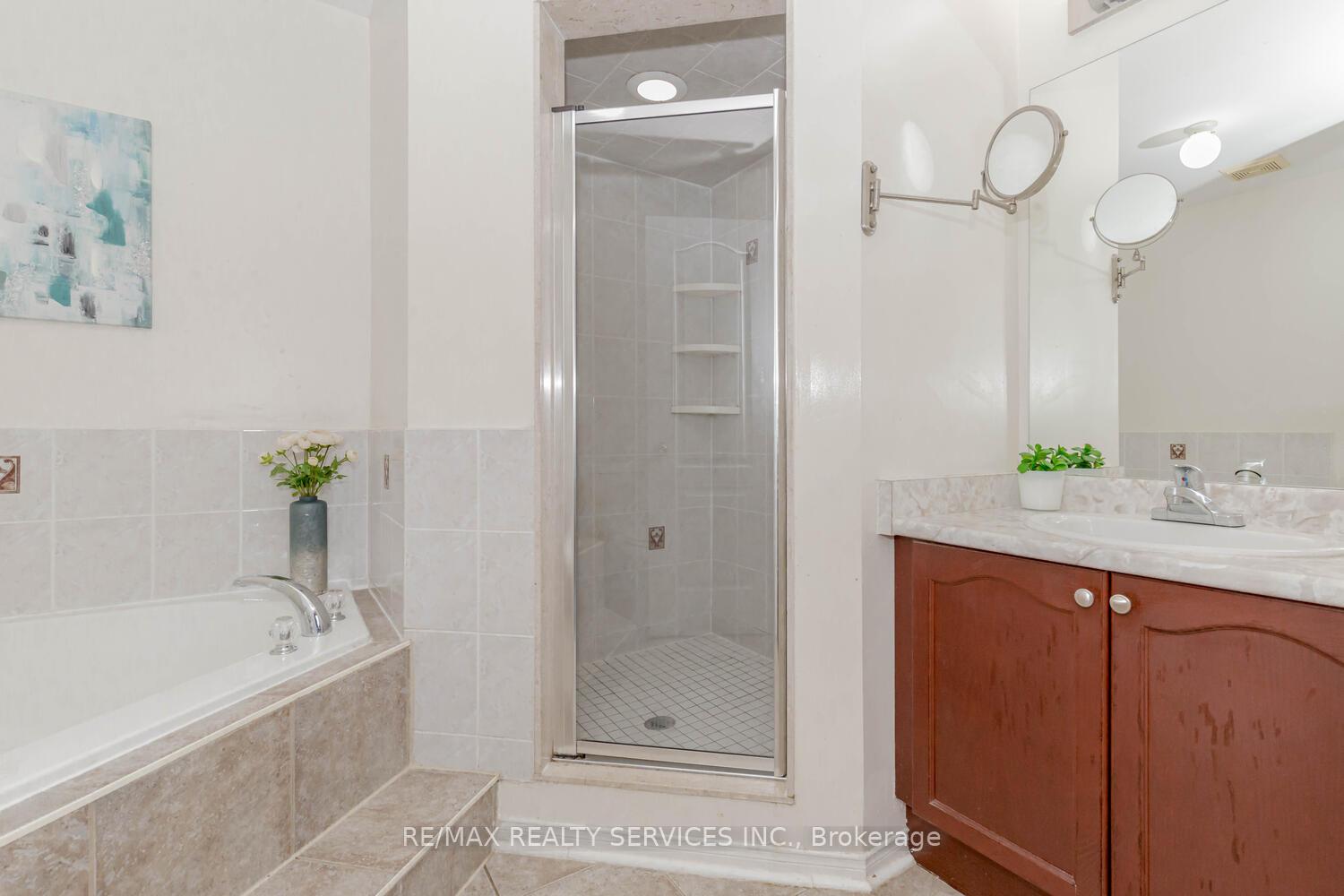 Photo 12 of 130 Albright Road, Brampton, Fletcher's Creek Village — HOMEH