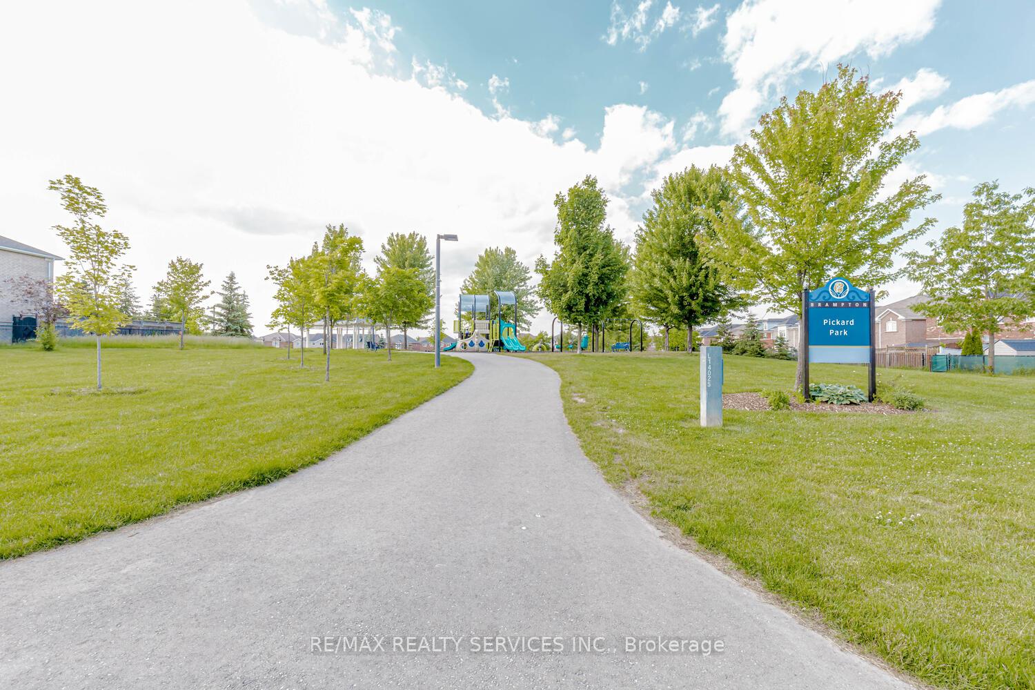 Photo 27 of 130 Albright Road, Brampton, Fletcher's Creek Village — HOMEH