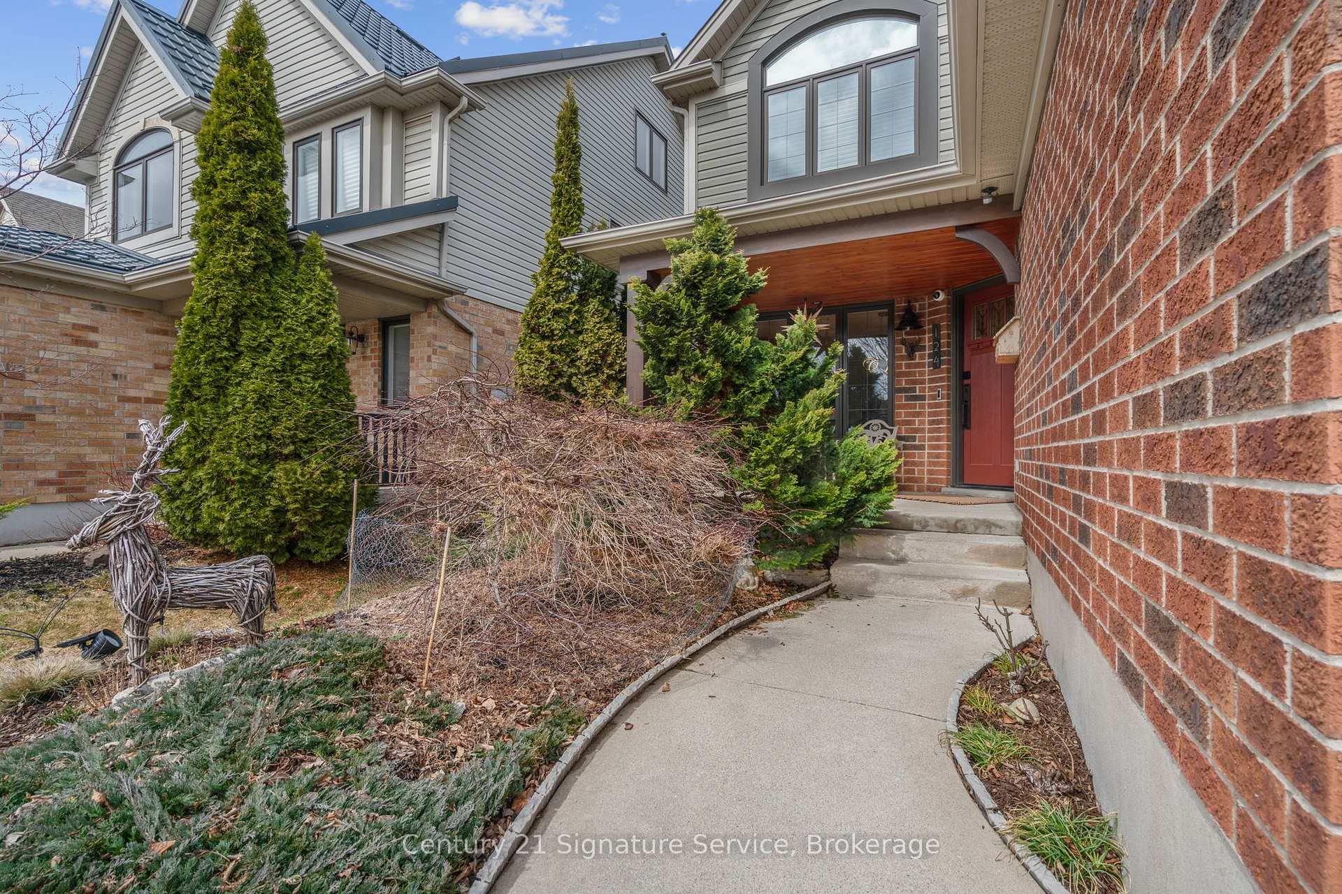 Photo 35 of 124 Decaro Crescent, Cambridge — HOMEH
