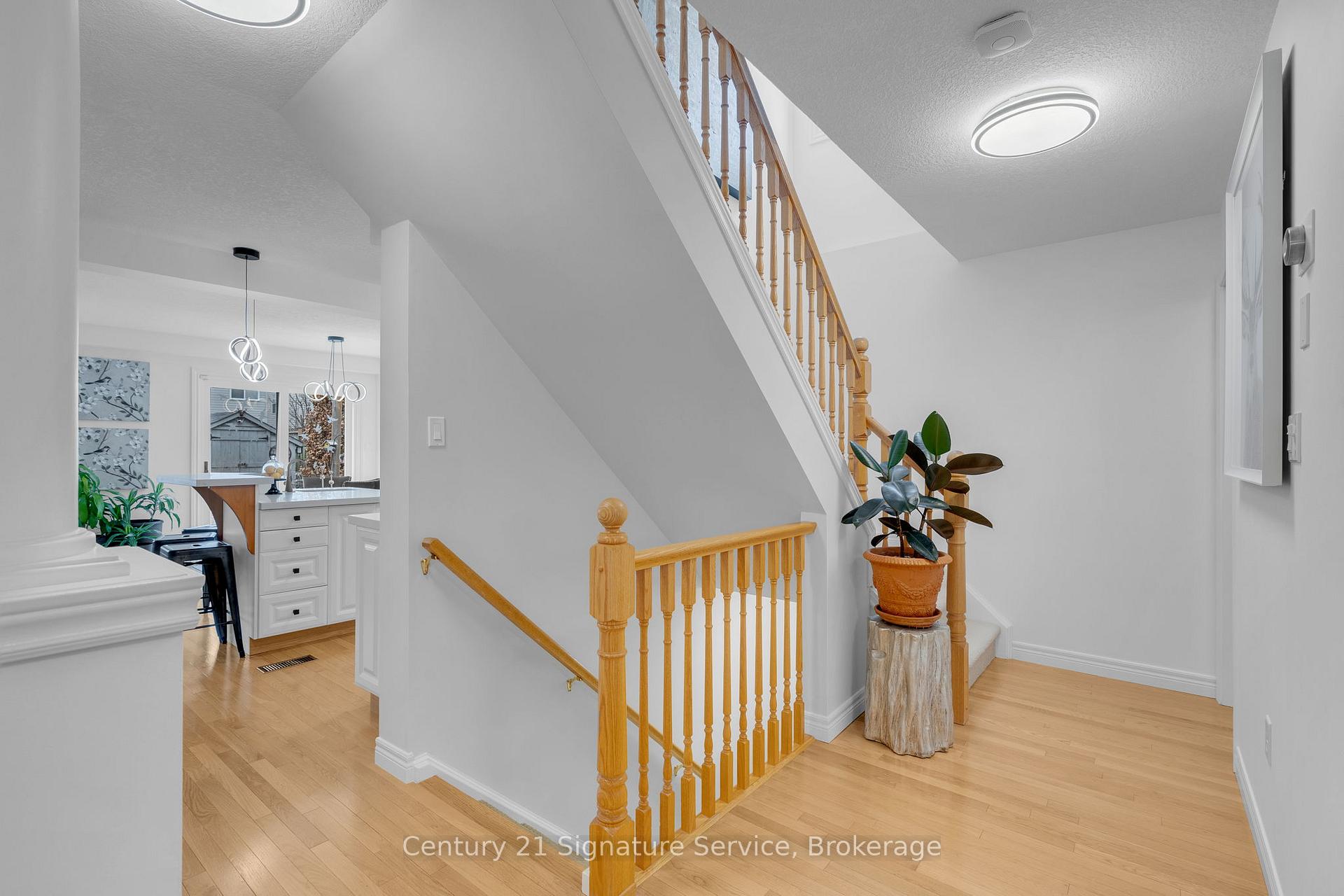 Photo 47 of 124 Decaro Crescent, Cambridge — HOMEH