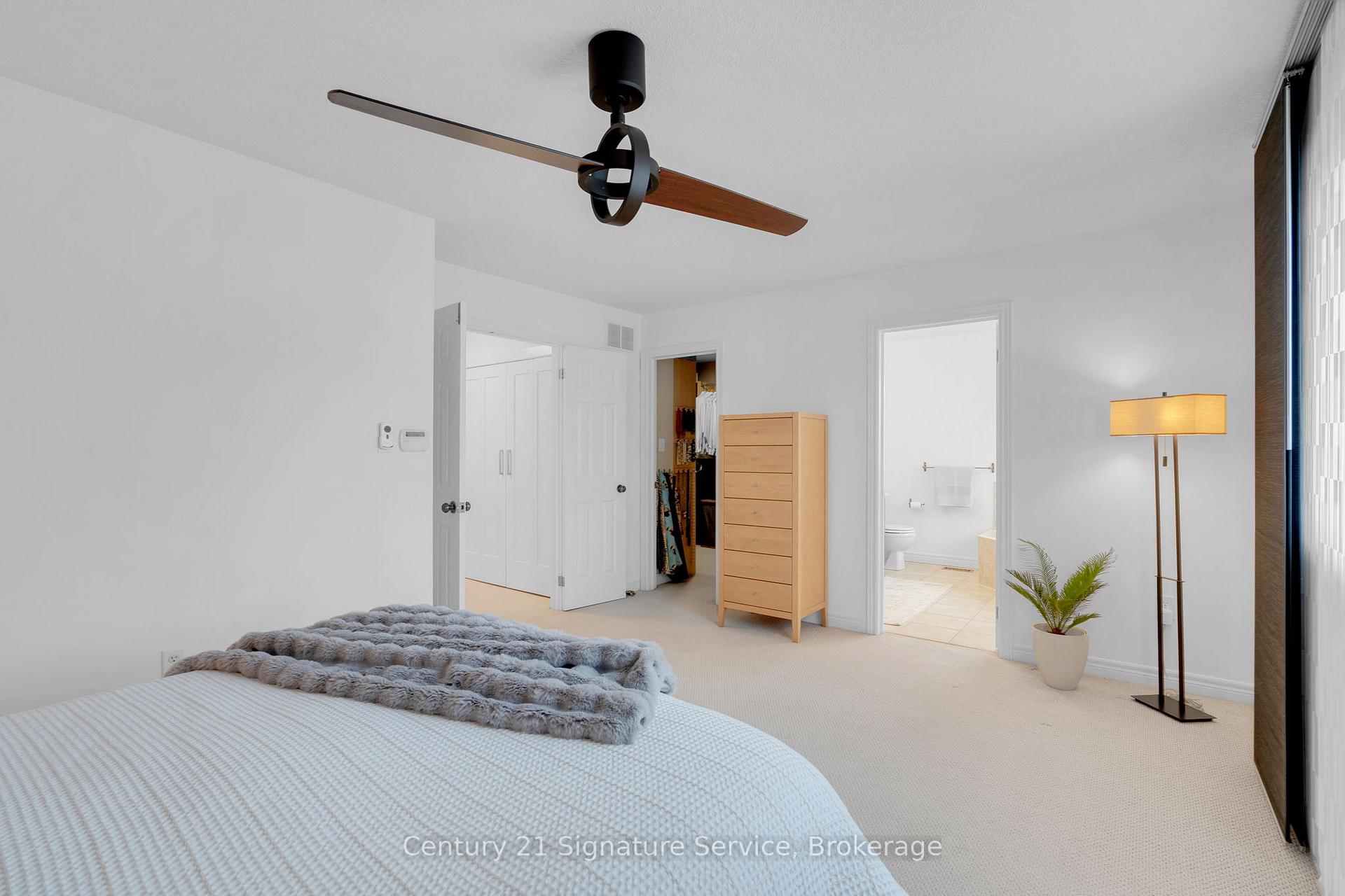 Photo 44 of 124 Decaro Crescent, Cambridge — HOMEH
