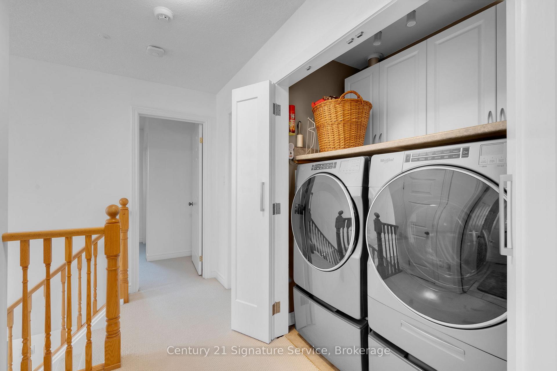 Photo 9 of 124 Decaro Crescent, Cambridge — HOMEH