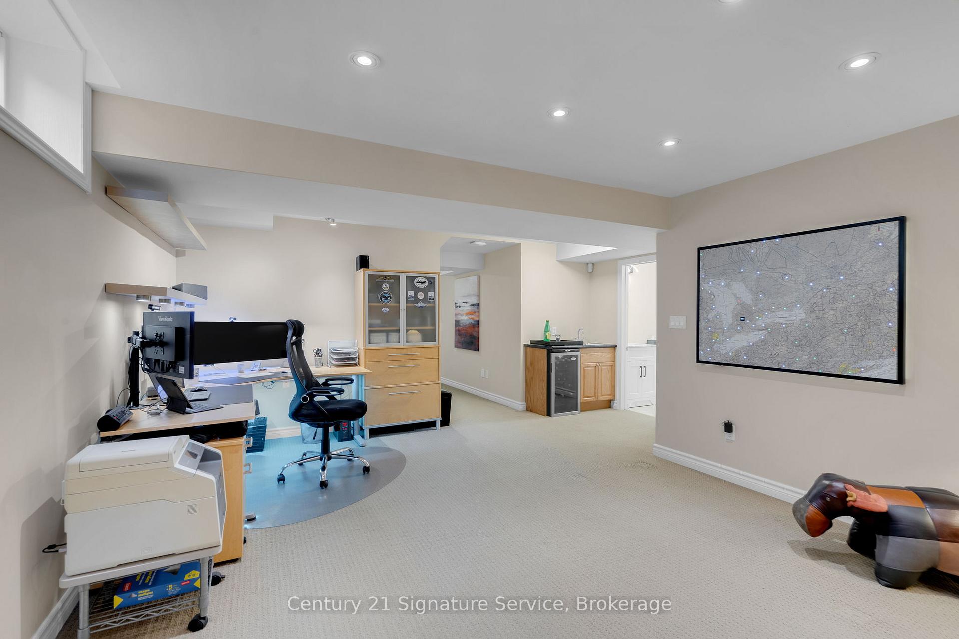 Photo 32 of 124 Decaro Crescent, Cambridge — HOMEH