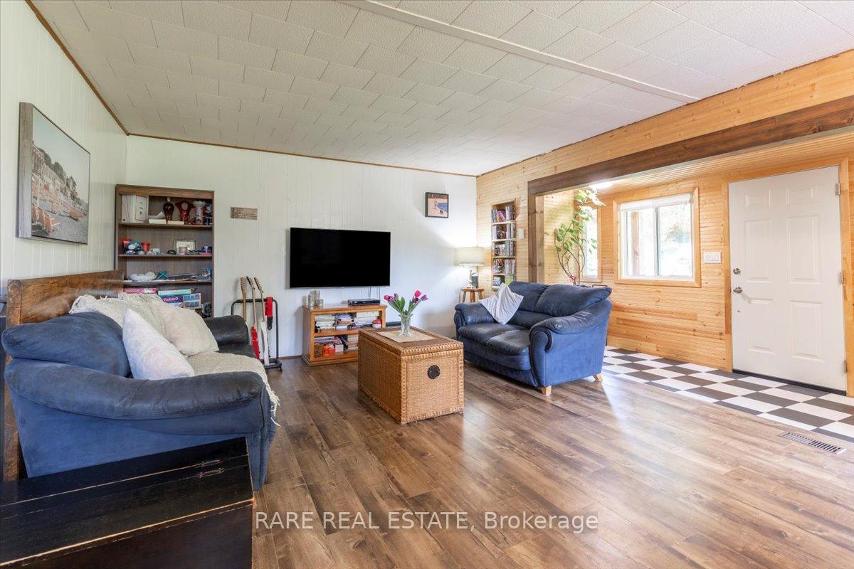 Photo 3 of 20 Domar Road, Tiny, Rural Tiny — HOMEH