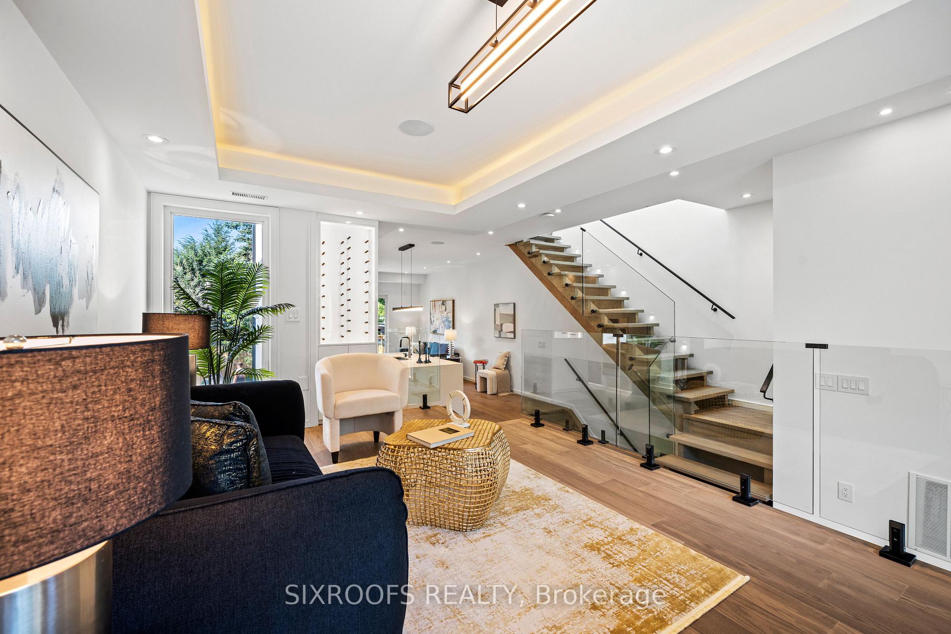 Photo 4 of 42 Orley Avenue, Toronto, Woodbine-Lumsden — HOMEH