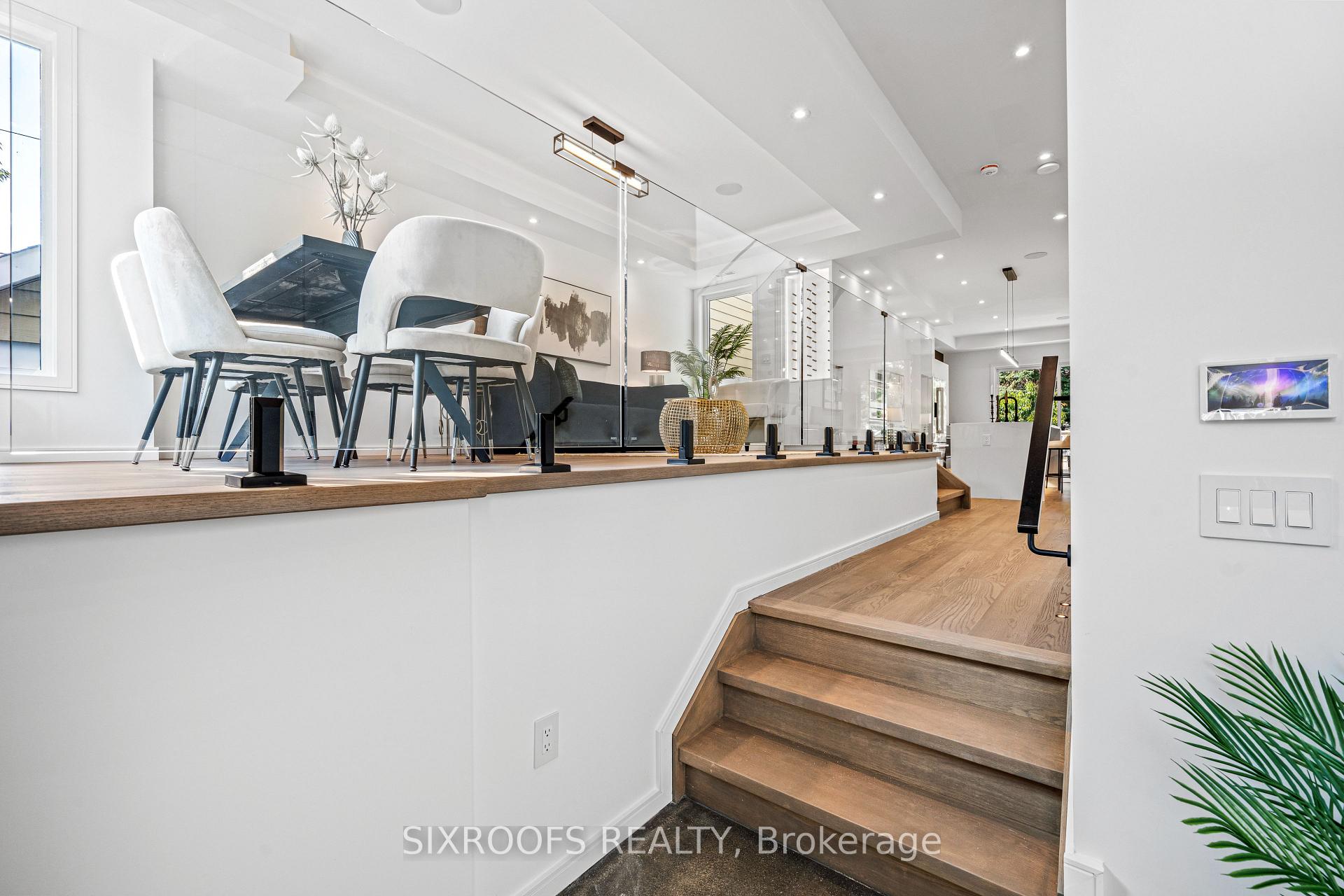 Photo 14 of 42 Orley Avenue, Toronto, Woodbine-Lumsden — HOMEH