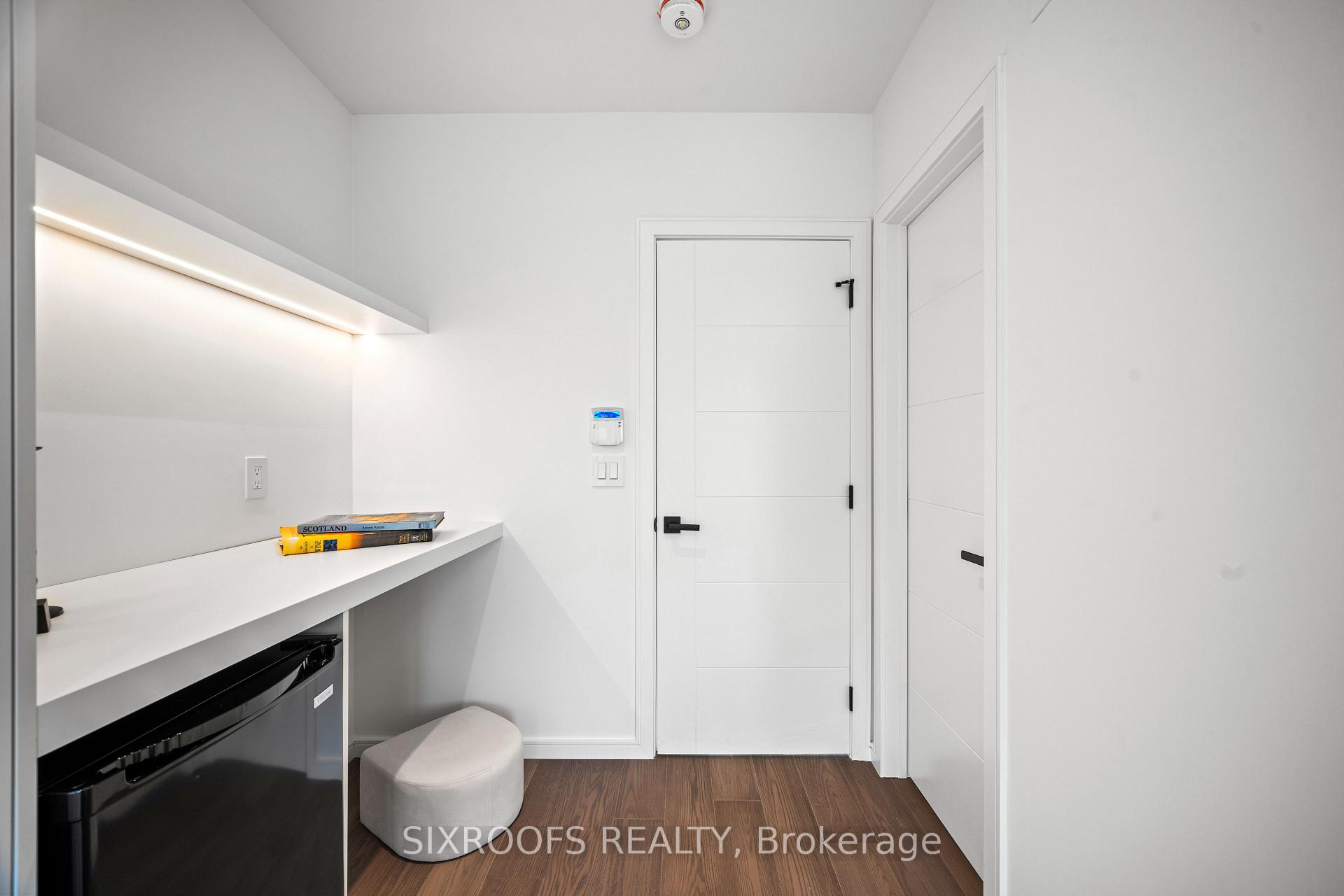 Photo 13 of 42 Orley Avenue, Toronto, Woodbine-Lumsden — HOMEH