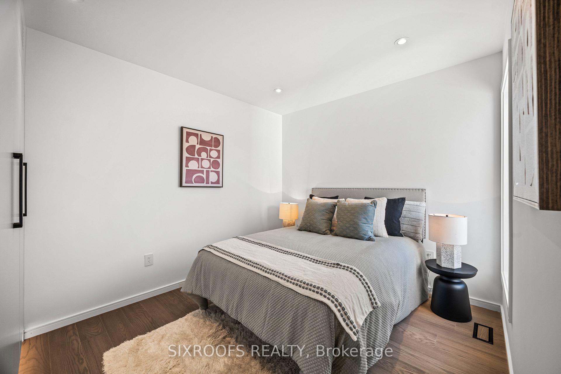 Photo 23 of 42 Orley Avenue, Toronto, Woodbine-Lumsden — HOMEH