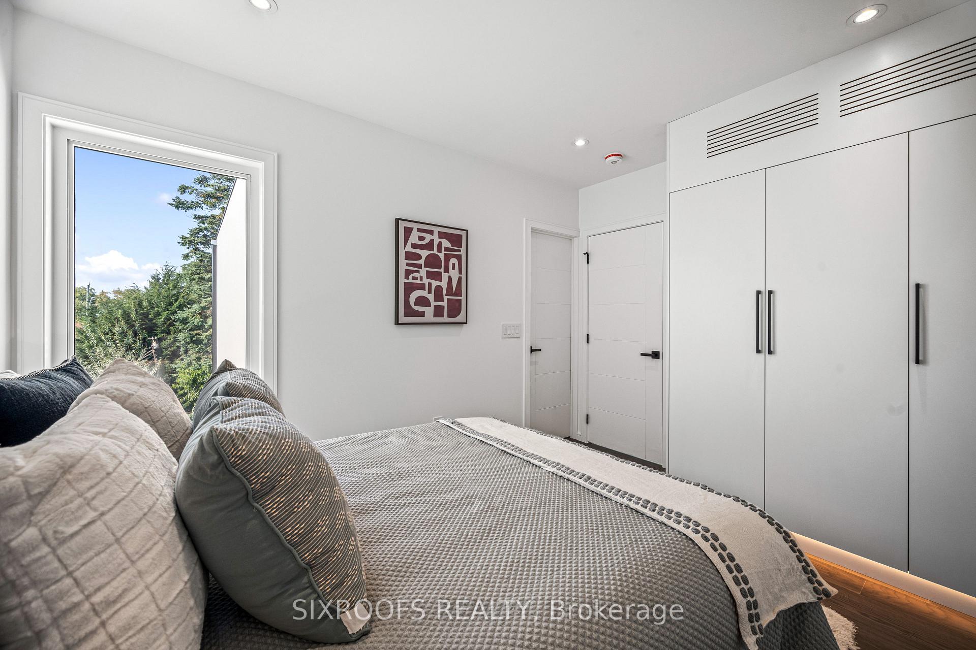 Photo 24 of 42 Orley Avenue, Toronto, Woodbine-Lumsden — HOMEH