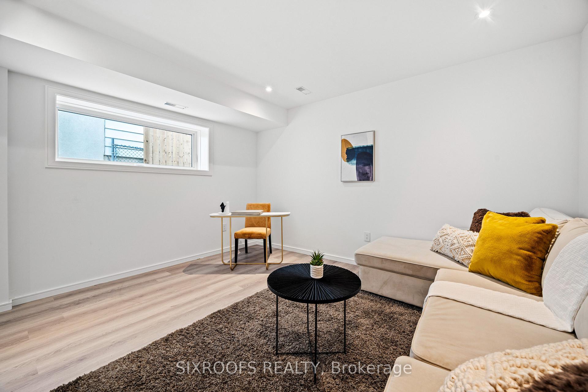 Photo 43 of 42 Orley Avenue, Toronto, Woodbine-Lumsden — HOMEH