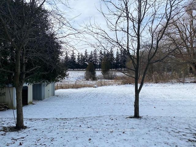 Photo 6 of 8940 Ashburn Road, Whitby, Rural Whitby — HOMEH