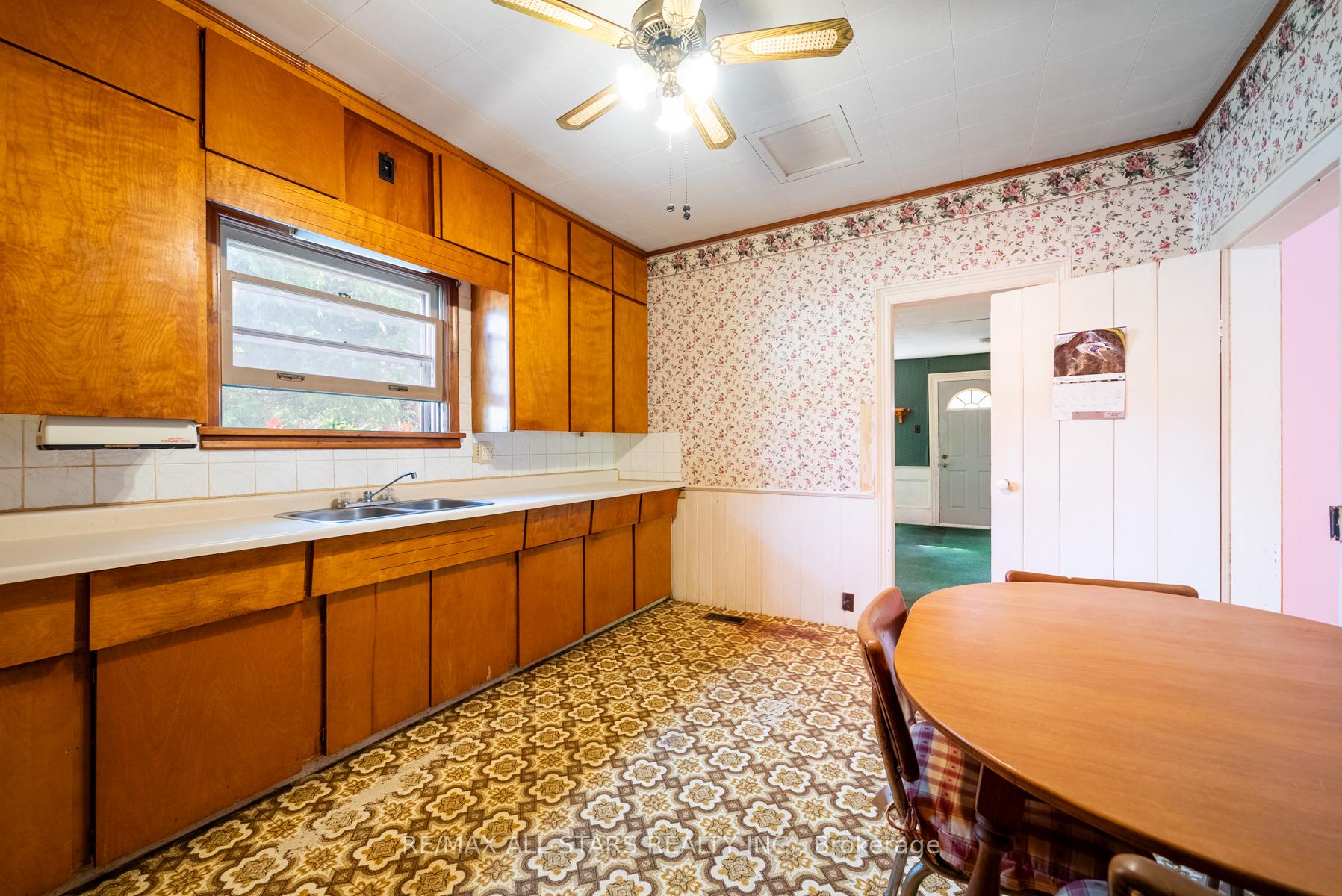 Photo 14 of 8940 Ashburn Road, Whitby, Rural Whitby — HOMEH