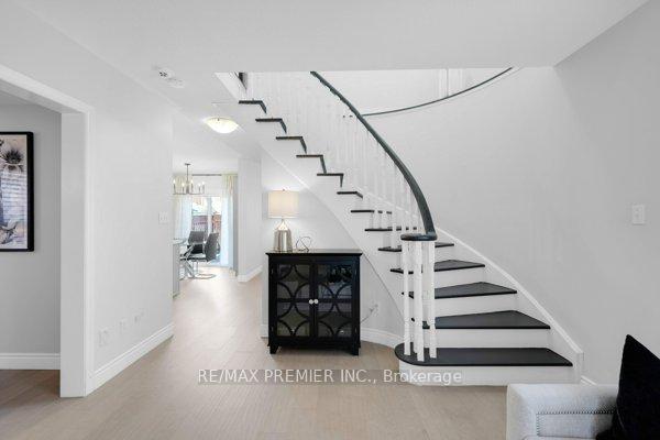 Photo 4 of 16 Shady Glen Crescent, Caledon, Bolton East — HOMEH