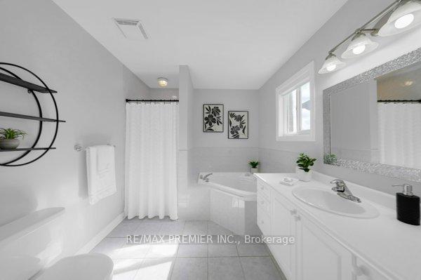 Photo 13 of 16 Shady Glen Crescent, Caledon, Bolton East — HOMEH