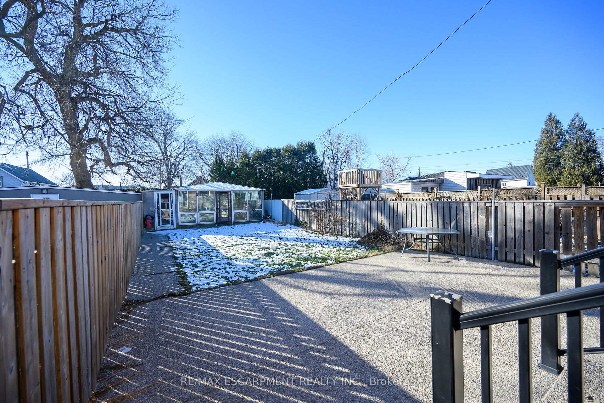 Photo 37 of 204 Picton Street E, Hamilton, North End — HOMEH