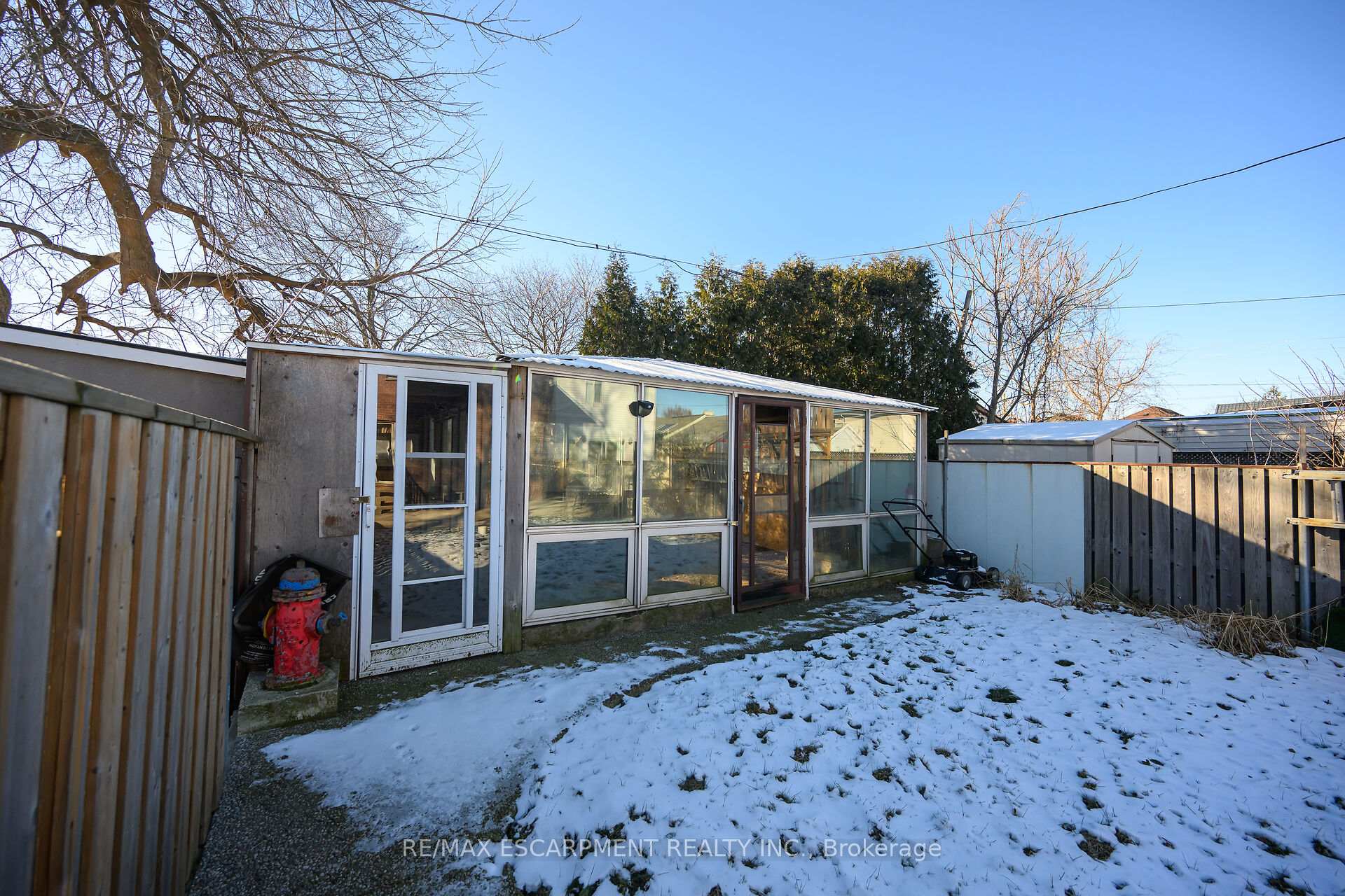 Photo 33 of 204 Picton Street E, Hamilton, North End — HOMEH