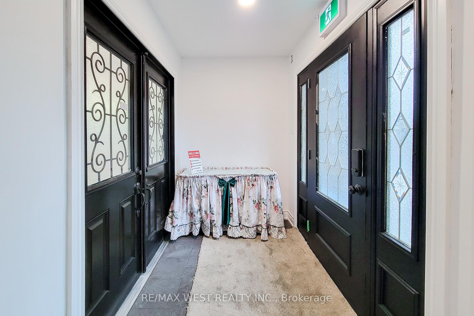 Photo 5 of 180 Beach Boulevard, Hamilton, Hamilton Beach — HOMEH