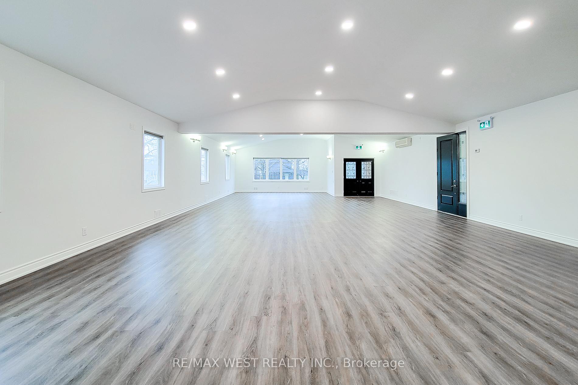 Photo 9 of 180 Beach Boulevard, Hamilton, Hamilton Beach — HOMEH