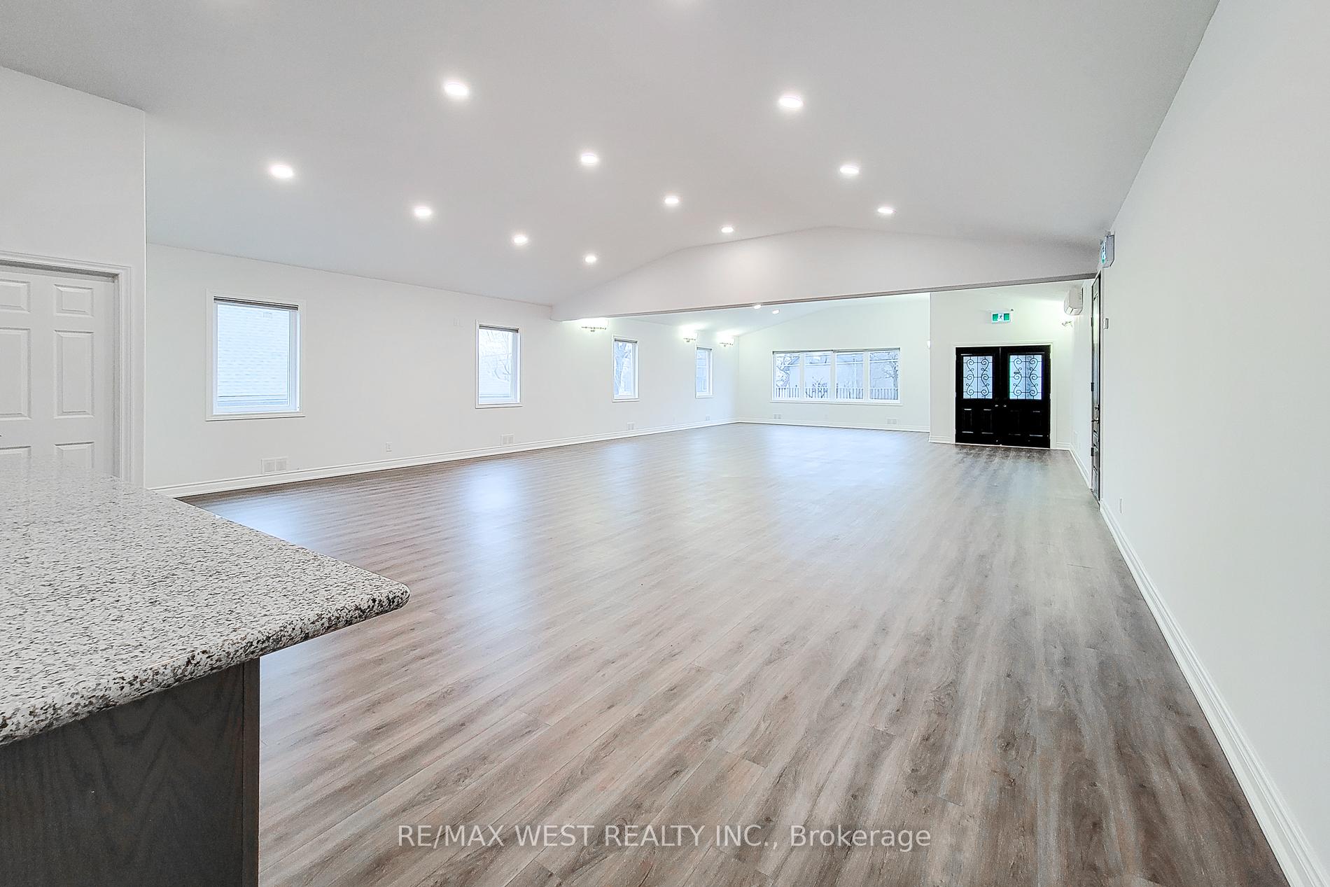 Photo 8 of 180 Beach Boulevard, Hamilton, Hamilton Beach — HOMEH