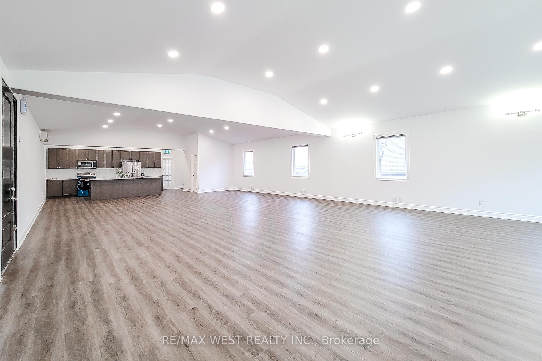 Photo 16 of 180 Beach Boulevard, Hamilton, Hamilton Beach — HOMEH