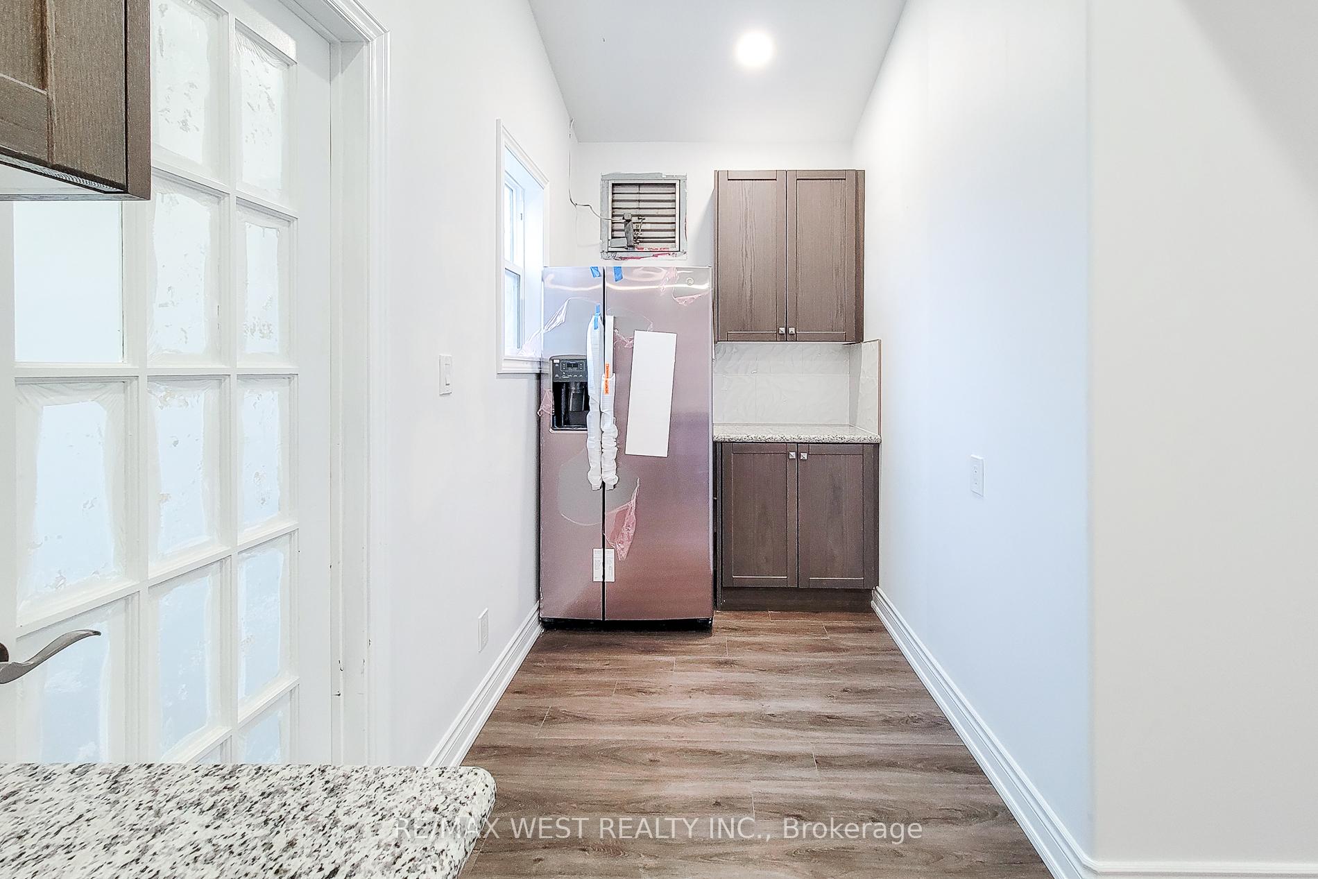 Photo 10 of 180 Beach Boulevard, Hamilton, Hamilton Beach — HOMEH