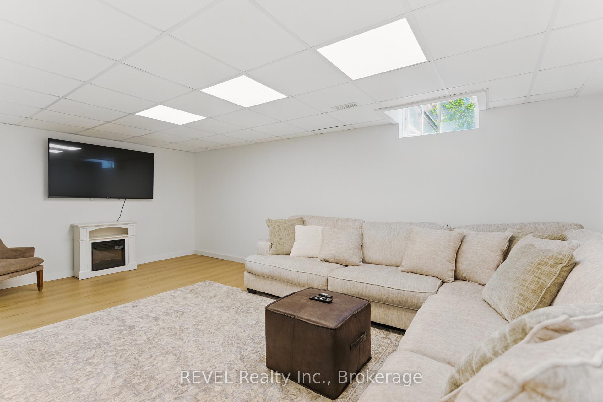 Photo 20 of Unit 17, 380 Lake Street, Grimsby, Grimsby Beach — HOMEH